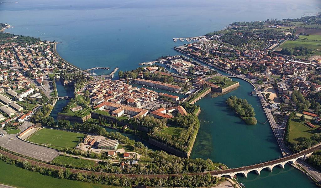 Apartmán La Rosa Del Garda Peschiera del Garda Exteriér fotografie